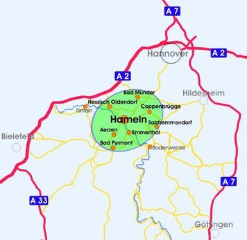 Bild vergrößern: Zu sehen ist eine Skizze des Landkreises Hameln-Pyrmont mit den Anbindungen zu den Autobahnen